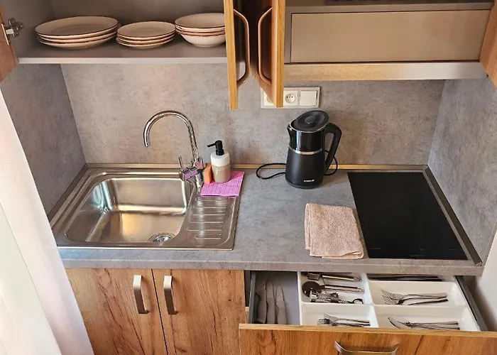 Lägenhet Kompletne Vybavene U Divadla - Wi-fi Zdarma - #homevibes51